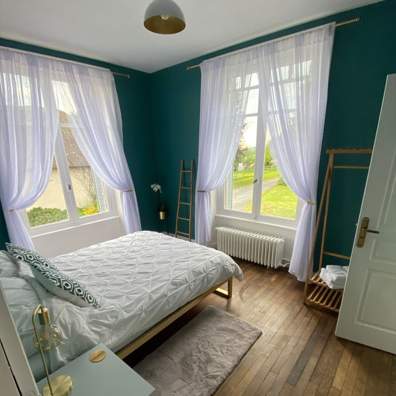 Lit king size dans la chambre Moët