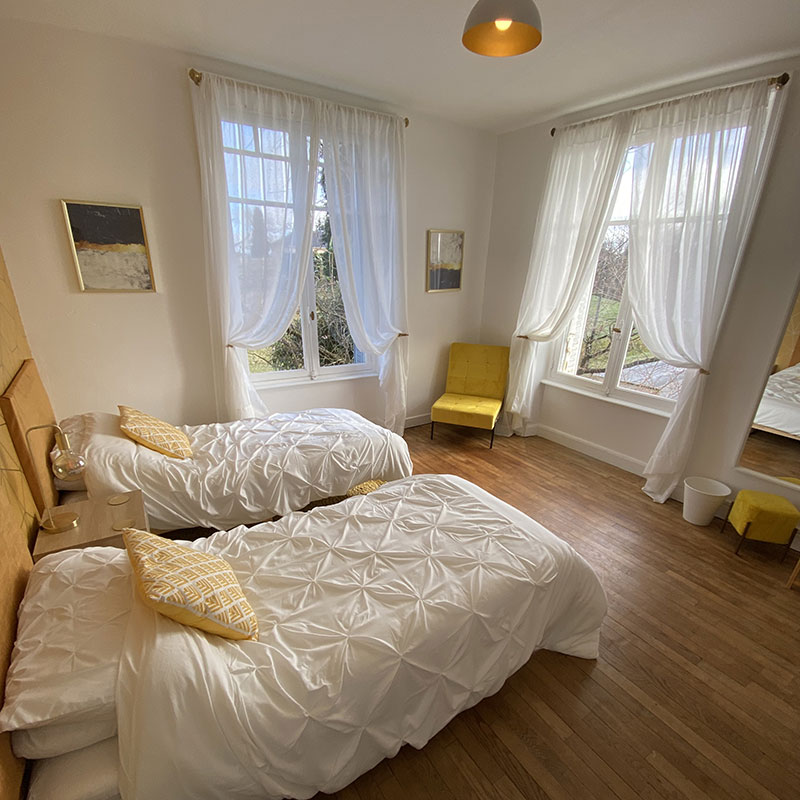 Welcome drinks in bedroom